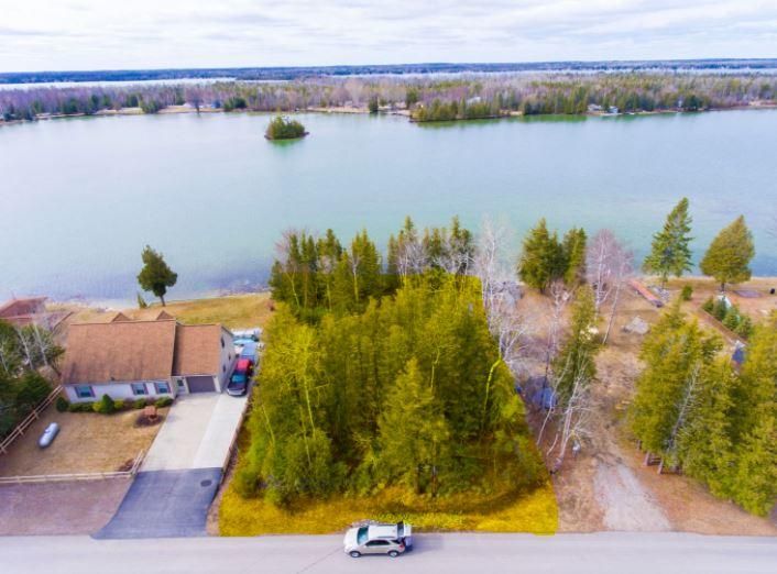 Lakeshore Realty of Presque Isle, Michigan