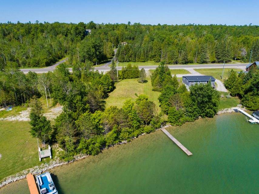 Lakeshore Realty of Presque Isle, Michigan